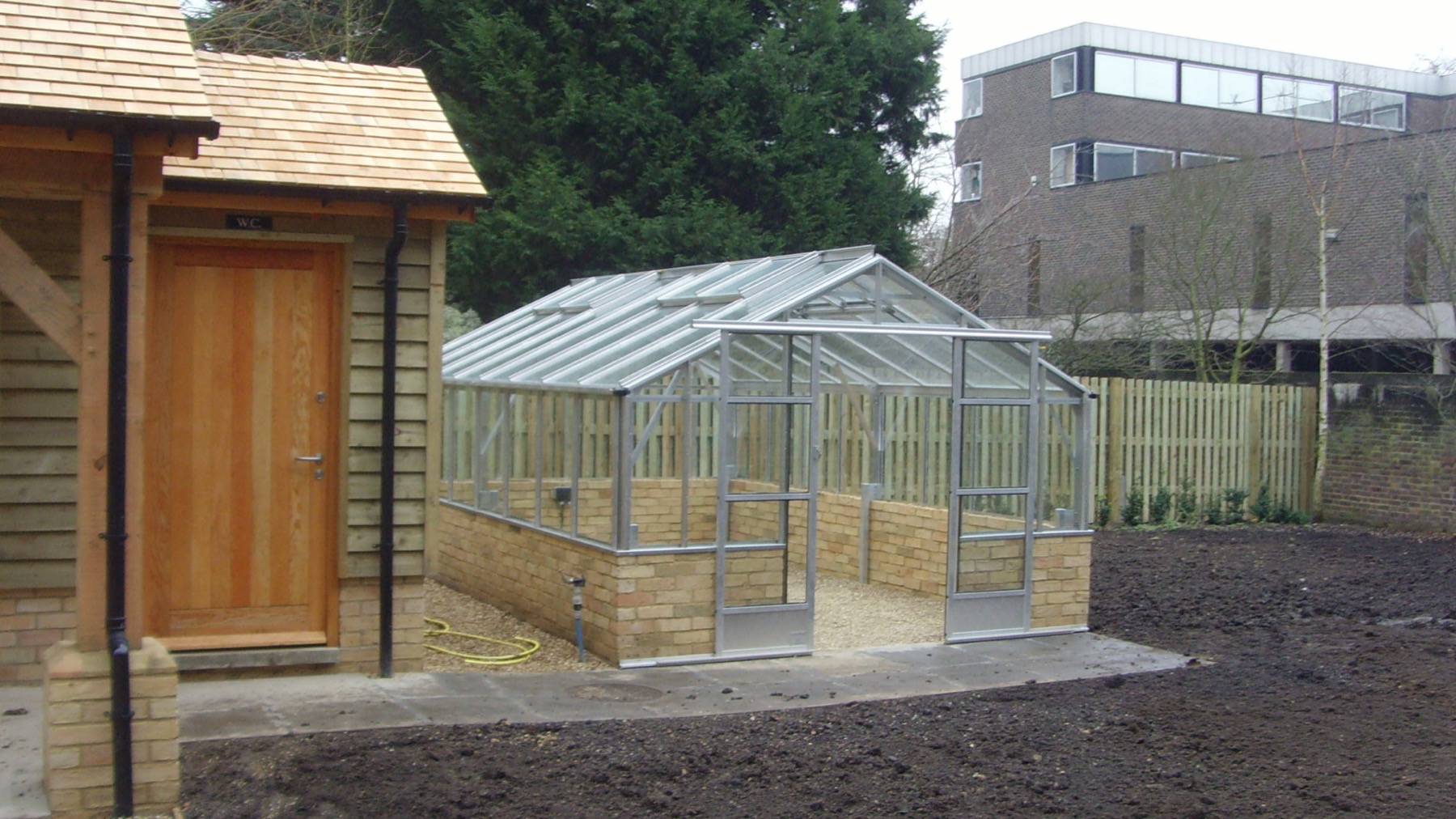 Gardeners Compound, photograph 6
