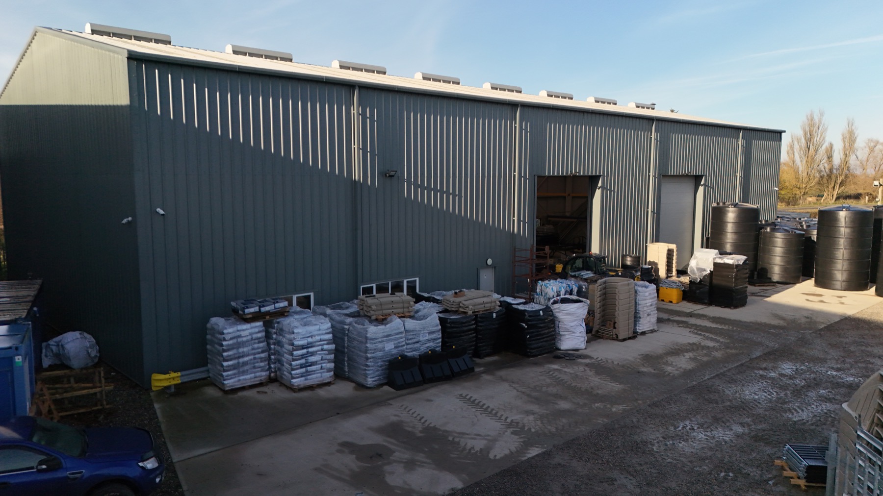 Techneat Factory, photograph 12